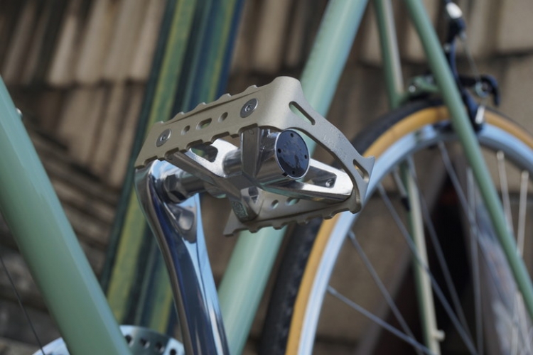 ESPRIT Ezy Superior | 自転車ペダルの三ヶ島製作所